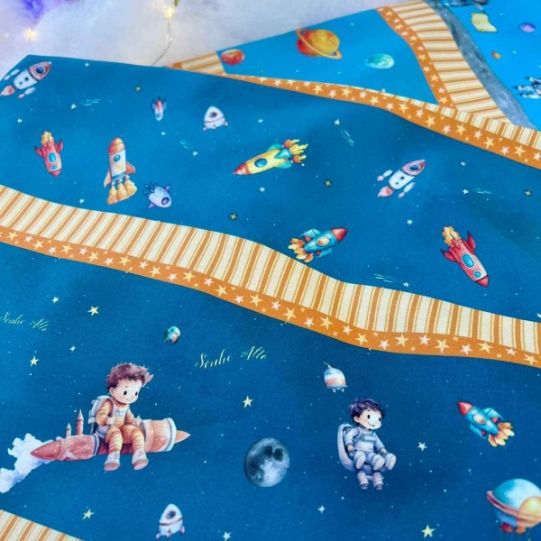 C92986 - Tecido Tricoline Digital ASTRONAUTA - 10 Faixas C92986 - Tecido Tricoline Digital ASTRONAUTA - 10 Faixas