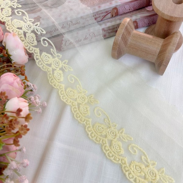 RN132 - Renda de Tule Candy Colors AMARELO (LARGURA - 9cm) RN132 - Renda de Tule Candy Colors AMARELO (LARGURA - 9cm)